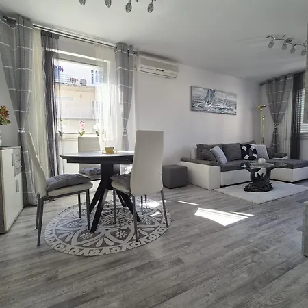 Apartment Nikol