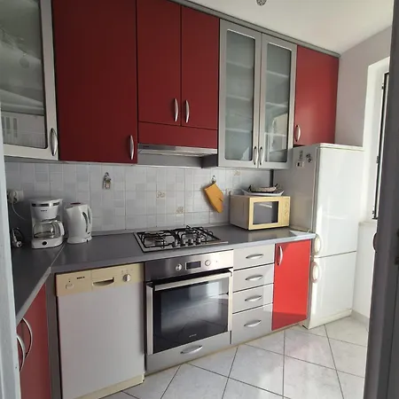 Nikol Apartment Makarska
