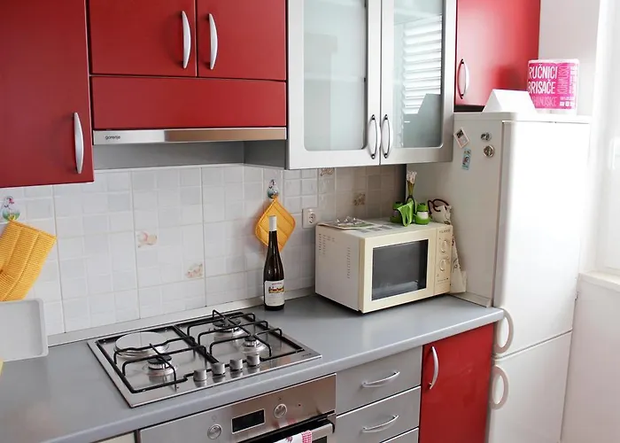 Nikol Apartment